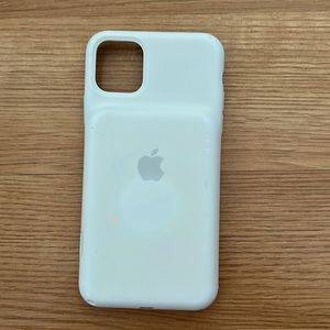 iPhone 11 Pro Max battery case white